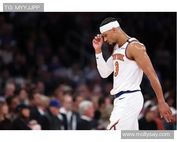 哈特与米切尔-罗宾逊缺席新赛季揭幕战 纽约尼克斯面临阵容挑战 哈特与米切尔-罗宾逊缺席新赛季揭幕战 纽约尼克斯面临阵容挑战