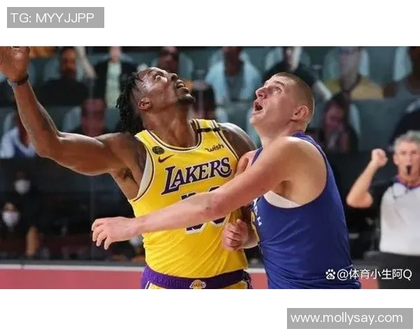 霍华德自荐重返湖人晒与佩林卡合照及39号球衣高喊湖人加油 霍华德自荐重返湖人晒与佩林卡合照及39号球衣高喊湖人加油