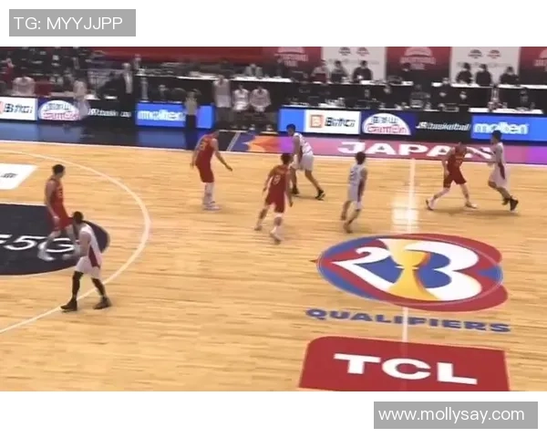 贾勒特阿伦强势空切接球暴起单臂隔扣戴隆夏普技惊全场 贾勒特阿伦强势空切接球暴起单臂隔扣戴隆夏普技惊全场