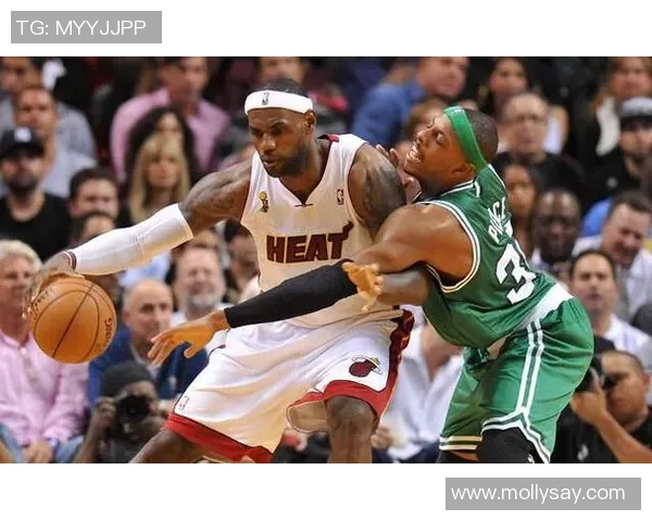 皮尔斯:若帕金斯未受伤 我们本能赢得两座总冠军奖杯 皮尔斯:若帕金斯未受伤 我们本能赢得两座总冠军奖杯